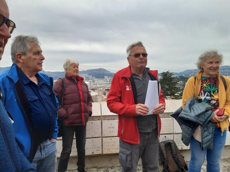 lancement de la rando par Jacques Kelle lancement de la rando par Jacques Kelle
